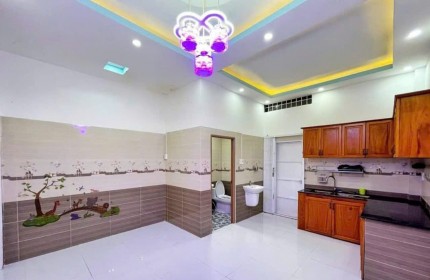 BÁN NHÀ MẶT TIỀN  BẾ VĂN ĐÀN AN HOÀ NK.TPCT- DT RỘNG