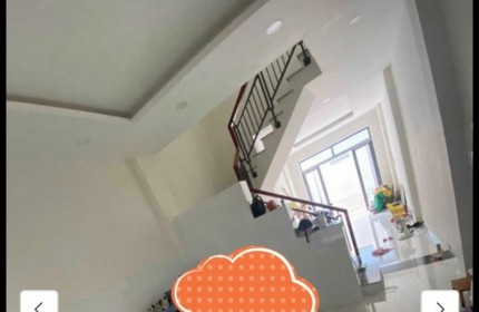 Ô tô đậu ngay Mặt tiền chợ, BÁN GẤP nhà 57m2 3T- 4PN- Chỉ nhỉnh 5tỷ xxTL