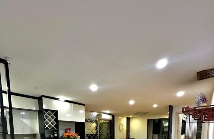 Bán nhà đẹp Nguyễn Văn Lộc, nội thất hiện đại, ô tô đỗ cửa, 32m2, 14.4 tỷ