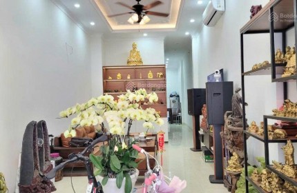 Bán nhà Hoàng Đạo Thành, 56m2, 13,5 tỷ, ô tô tránh, kinh doanh đỉnh, thang máy xịn, nội thất đẹp