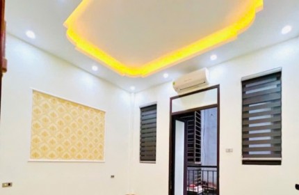 NHÀ ĐẸP PHỐ PHÁO ĐÀI LÁNG, 45M2, 5 TẦNG, TẶNG FULL NỘI THẤT – 8.5 TỶ