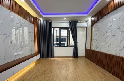 BÁN NHÀ PHỐ CẦU GIẤY, NHÀ ĐẸP, 40M2