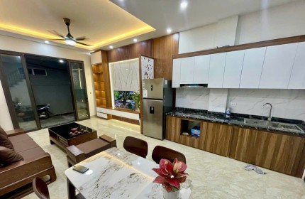 Giá rẻ đến bất ngờ! Ngôi nhà hoàn hảo 32m², 5 tầng, chỉ 5,99 tỷ