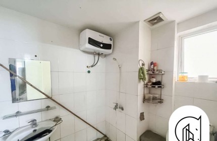 2 tỷ 5 có căn chung cư Sài Đồng Long Biên ở ngay rộng 62m 2 ngủ 1 wc sổ đỏ sẵn sang tên