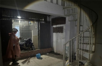PHƯỞNG 1 QUẬN 5 - KHU HIẾM NHÀ BÁN -  NHÀ TO - VỊ TRÍ ĐẸP - GIÁ 6.9 TỶ ( THƯƠNG LƯỢNG) MUA NGAY KẺO LỠ