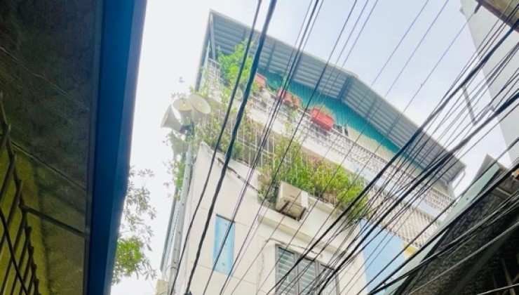 CC BÁN GẤP nhà 5 tầng, 32m², 3PN, Phú Lãm, Hà Đông, lô góc vĩnh viễn, ba gác phi vù vù - 4.x tỷ