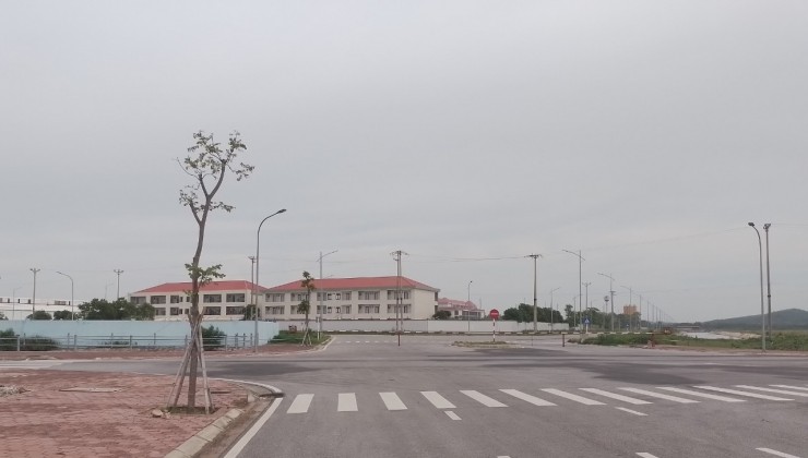 LÔ GÓC & ÁP GÓC con đường song 36 MÉT - KĐT THÀNH ĐÔNG CHÍ LINH LH : 0963776792