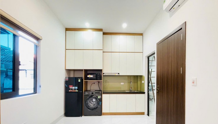 Bán nhà đường Minh Khai, diện tích 62 m2  giá  13.8 tỷ