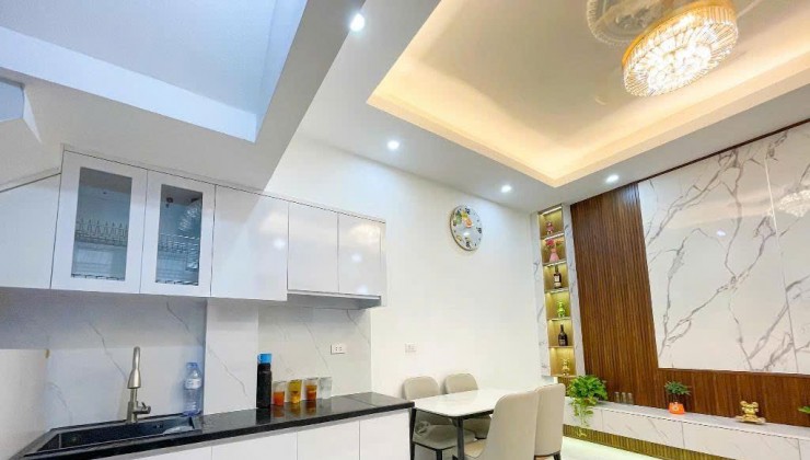 BÁN NHÀ NGÔ THÌ SỸ HÀ ĐÔNG, NGÕ RỘNG THÊNH THANG, 40M2-4T, GIÁ 5.8 TỶ