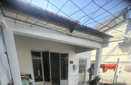 Nhà đẹp 80m2 - Hẻm xe hơi - Lê Văn Lương. Nhà Bè - Giá: 2ty980