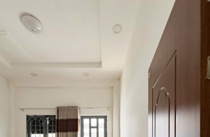 Bán nhà Hoàng Hoa Thám -Hẻm 3.5m thông -SD 128m2 - Thu Nhập 240/Y