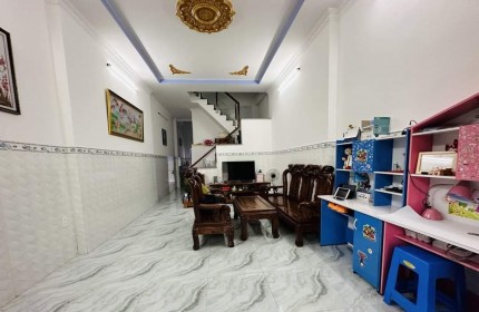 Bán nhà đẹp 2 tầng đường Hoàng Hữu Nam, Quận 9, sổ riêng 65m2, giá 4,4 tỷ