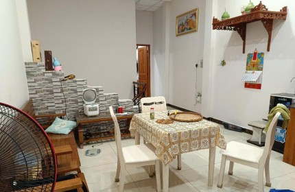 BÁN NHÀ MẶT TIỀN NHỰA 8M, PHƯỜNG PHÚ THUẬN, QUẬN 7. 80M2