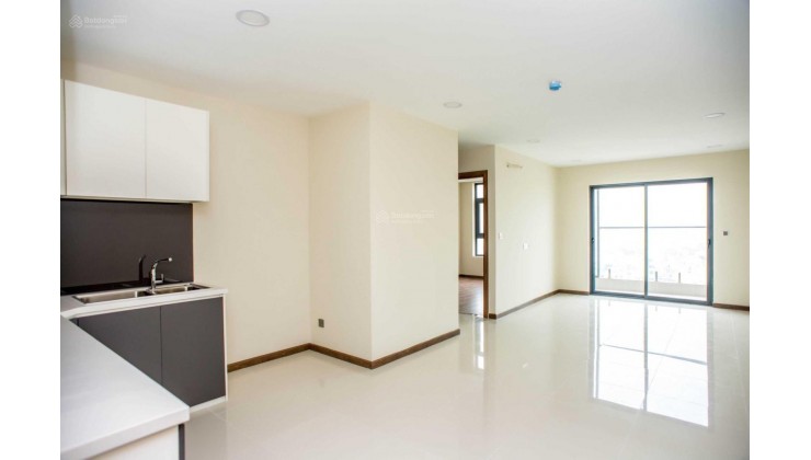 Cần bán căn hộ 2PN, diện tích 76m² tầng cao, view thoáng mát, yên tĩnh.