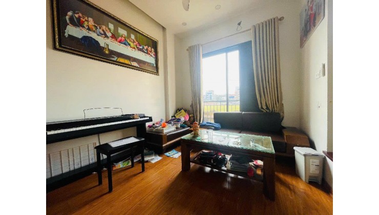 BÁN NHÀ NGÕ RỘNG Ô TÔ TRÁNH NHAU PHỐ NHUỆ GIANG, HÀ ĐÔNG – 45M², 5 TẦNG, CÓ GARA OTO, GIÁ 11,3 TỶ