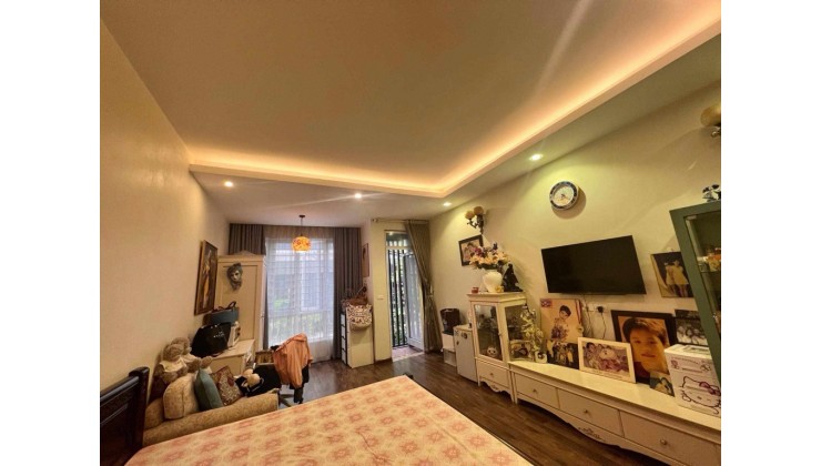 $$ NHÀ PHÂN LÔ NGÕ 61 LẠC TRUNG, 40M², GIÁ 13.6 TỶ - HIẾM CÓ!