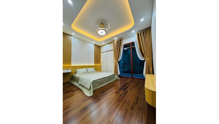 Bán nhà 53m², 6PN, 4WC, Lê Trọng Tấn, Thanh Xuân, 10.98 tỷ