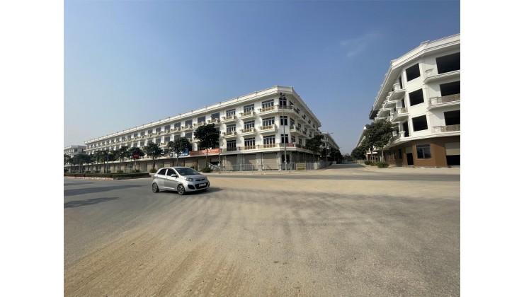 NHÀ PHỐ 4 TẦNG. TRUNG TÂM. SANG TÊN SỔ NGAY. BAO PHÍ. LH: 0966 343 969