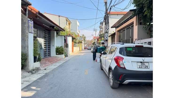 Bán đất Do Hạ, Tiền Phong, Mê Linh, HN. Gần chợ Yên, Hồ Ba Góc. DT 42m, giá 2,1 tỷ.