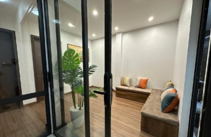 Nhà đẹp Tân Xuân , 5 ttầng , kinh doanh, thông ra chợ 48m giá 8,7 tỷ