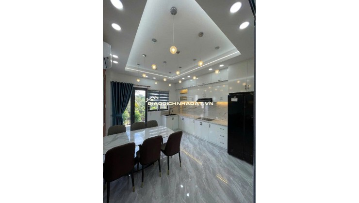 Bán nhà 5 tầng mới full nội thất xịn, hẻm nhựa xe hơi gần mặt tiền Hà Huy Giáp nhỉnh 6Tỷ