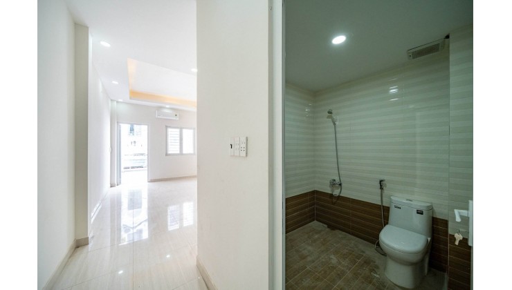 Bán nhà HXH Cách Mạng Tháng 8 Tân Bình, 60m2 3 tầng BTCT giá chỉ 8.x tỷ TL