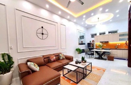 ❤️ BÁN RẺ - 5,5 TỶ - 55M2 NHÀ ĐẸP NGUYỄN VĂN CỪ GẦN CHỢ, GẦN OTO, SỐNG SƯỚNG.