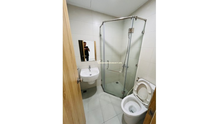 Cần bán 2 căn Chung Cư Metro Tower 2PN-2WC, Sổ hồng chính chủ.