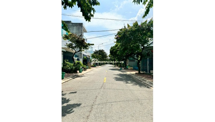 Cần bán đất mặt tiền đường Lê Văn Lương phường Long Tâm, TP Bà Rịa