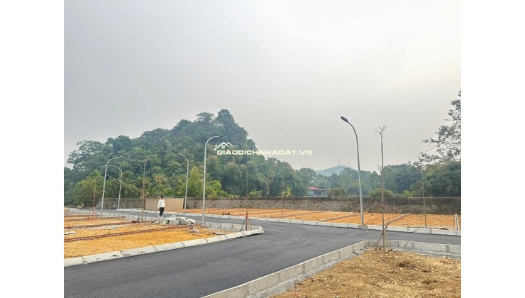 Lô đất có vị trí đẹp tại Ba Hàng Đổi Lạc Thuỷ Hoà Bình