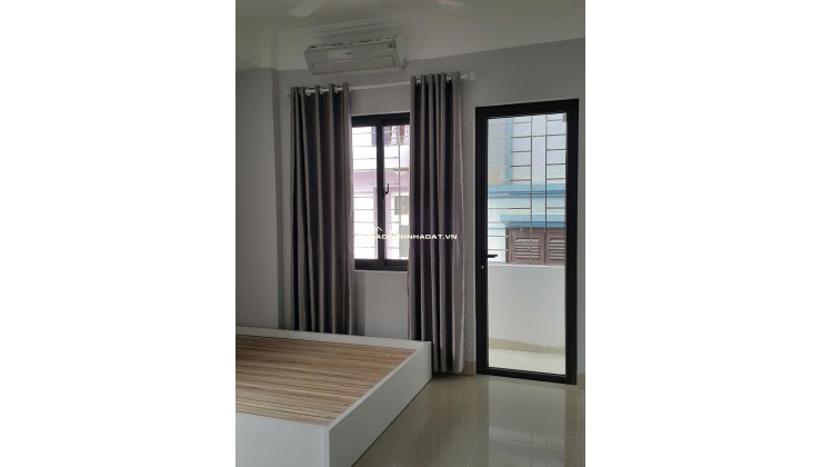 Cần cho thuê CCMN siêu sang phố Nguyễn Đình Hoàn Cầu Giấy, 22m2 chỉ 3.9tr/th Lh:0913506880