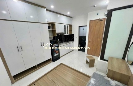 Tòa CCMN dòng tiền 6 tầng, 9 phòng khép kín full đồ có thang máy ở Trần Cung, diện tích 45m2