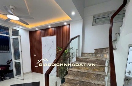 NHÀ DÂN XÂY CHẮC CHẮN - FULL ĐỒ - DIỆN TÍCH RỘNG - GIÁ HẠT RẺ