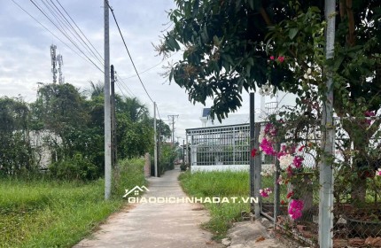 Bán 100m2 thổ cư, vị trí cực đẹp ngay TTTP Tân An Long An, chỉ 1.1 tỷ. LH:0908660775