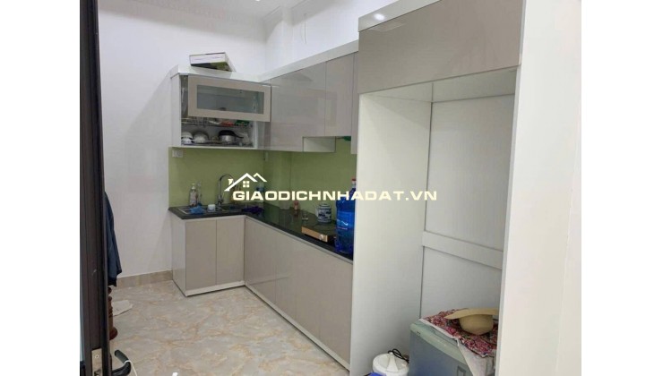 KHU VỰC HIẾM NHÀ BÁN , LÊ THANH NGHỊ 39M, 5T, MT4M, 8.5 TỶ, NGOC TO THÔNG THOÁNG