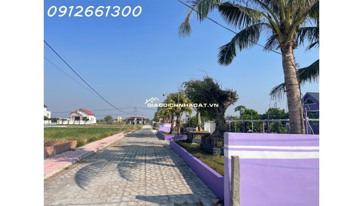 Cần bán mảnh đất biển 100m2 sổ đỏ full thổ tại Quất Lâm- Giao Thủy- Nam Định