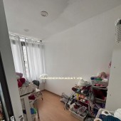 Bán Nhà Tâp Thể  Mặt Phố Trường Chinh - 2PN Đủ Công Năng - Nhà Mới Đẹp, Ở Luôn