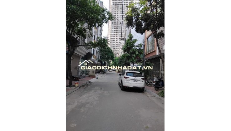 CHUYỂN NHƯỢNG CHDV LÔ GÓC 105M x 7 TẦNG – FULL PHÒNG – DÒNG TIỀN KHỦNG – PHỐ VĂN TIẾN DŨNG, DT 1,2 tỷ/năm