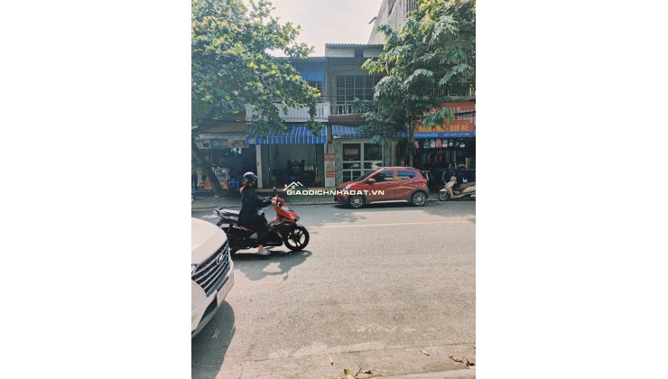 Chính chủ bán nhà mặt phố trung tâm TP. Yên Bái 100 m², giá bán: 3,3 tỷ