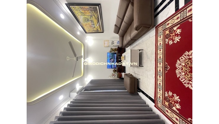 Bán Nhà 6 Tầng Mới Xây Gần Vinhomes Riverside – Long Biên – Chỉ 6,4 Tỷ