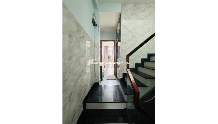 CHỦ GẤP BÁN – HẠ CÒN 7,1 TỶ NHÀ ĐẸP 5 TẦNG BTCT –  38M2 -  HẺM XE HƠI THÔNG - SÁT MẶT TIỀN HƯNG PHÚ - QUẬN 8