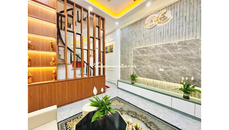 bán nhà đẹp chính chủ 40m2 4 tầng full nội thất hơn 6 tỷ
