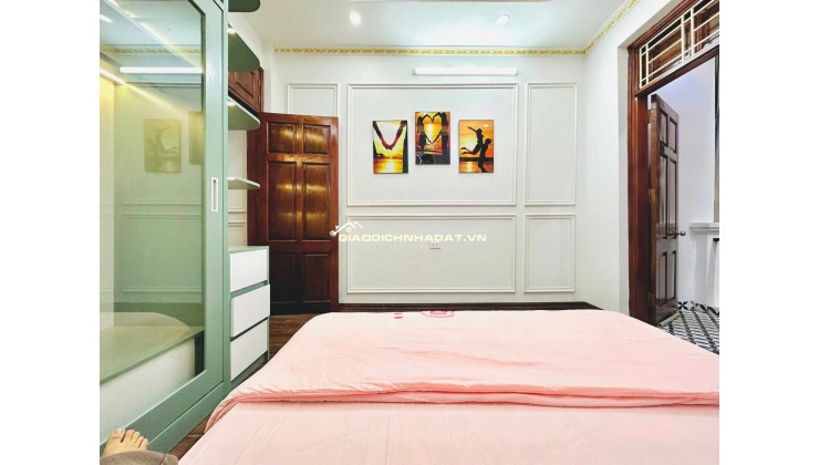 bán nhà đẹp chính chủ 40m2 4 tầng full nội thất hơn 6 tỷ