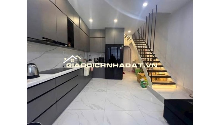 NHÀ 2 TẦNG 3PN - ĐƯỜNG 379 TĂNG NHƠN PHÚ A Q9