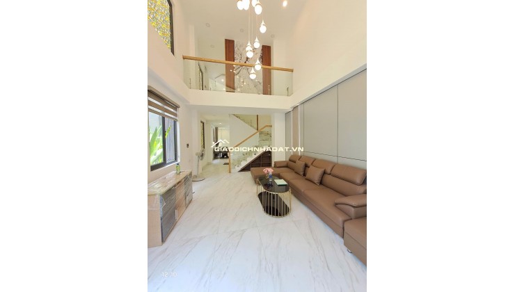 Bán nhà riêng tại Hồng Lạc, 9,5 tỷ, 42 m2, giá siêu hời, Tân Bình, HCM
