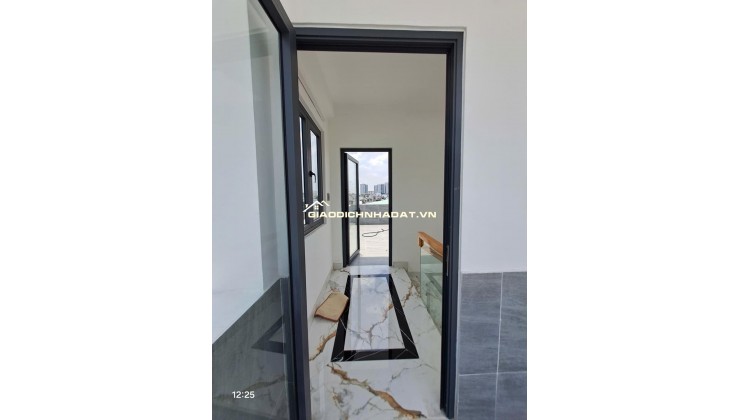 Bán nhà riêng tại Hồng Lạc, 9,5 tỷ, 42 m2, giá siêu hời, Tân Bình, HCM