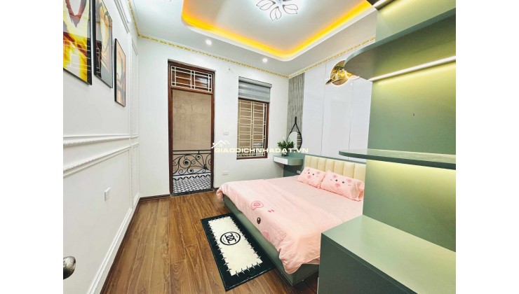 bán nhà đẹp chính chủ 40m2 4 tầng full nội thất hơn 6 tỷ