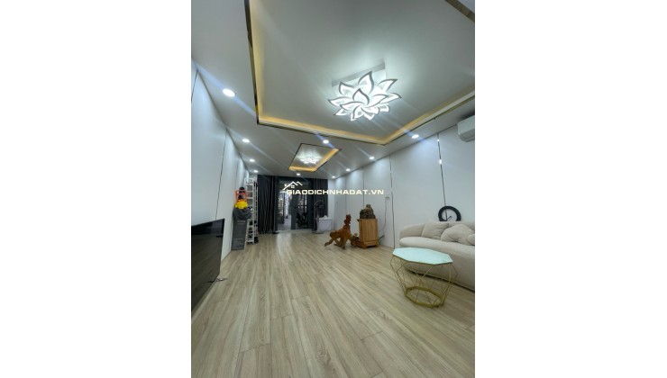 NHÀ 2 TẦNG VỊ TRÍ ĐẸP! HẺM 60 LÂM VĂN BỀN, TÂN KIỂNG, QUẬN 7