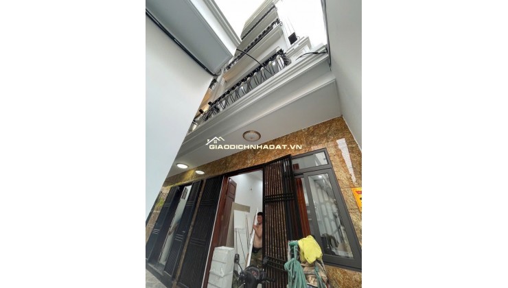 Bán nhà riêng mới xây Tân Mai Hoàng Mai Hà Nội 30m2