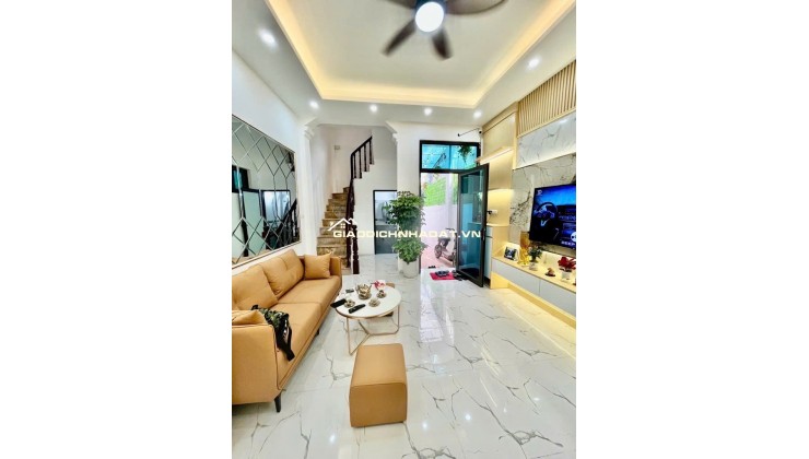 GÀ ĐẺ TRỨNG VÀNG – MẶT NGÕ TRƯƠNG ĐỊNH – Ô TÔ VÀO NHÀ – 5 TẦNG – 6.45 TỶ